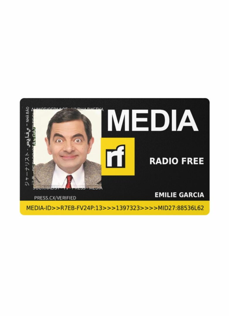 Radio free pass card template in PSD format